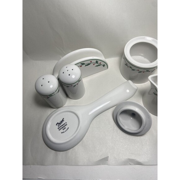 Trisha Holiday Hostess Set Spoon Rest Super Creamer Salt &Pepper Shakers - Picture 7 of 14